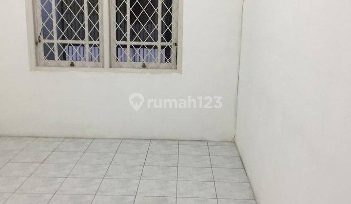 Rumah 1,5  Lantai Siap Huni Di Tomang 2