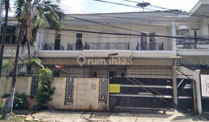 Rumah 3 Lantai Siap Huni Di Tomang  1