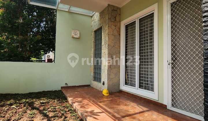 Rumah 3 Lantai Full Furnished di Permata Buana