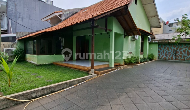 Dijual Rumah Cipete, Jakarta Selatan Strategis