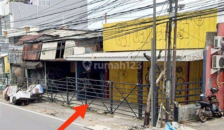 Rumah hitung tanah di Radio Dalam Raya, Jakarta Selatan 1