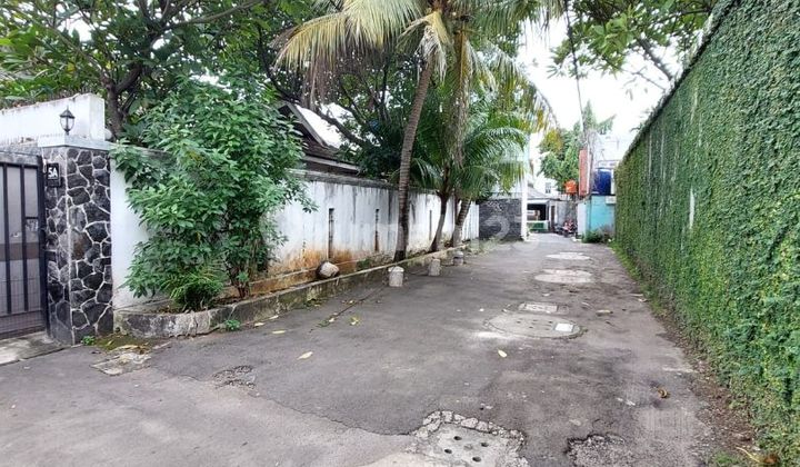 Rumah lama hitung tanah di Cipete, Jakarta Selatan