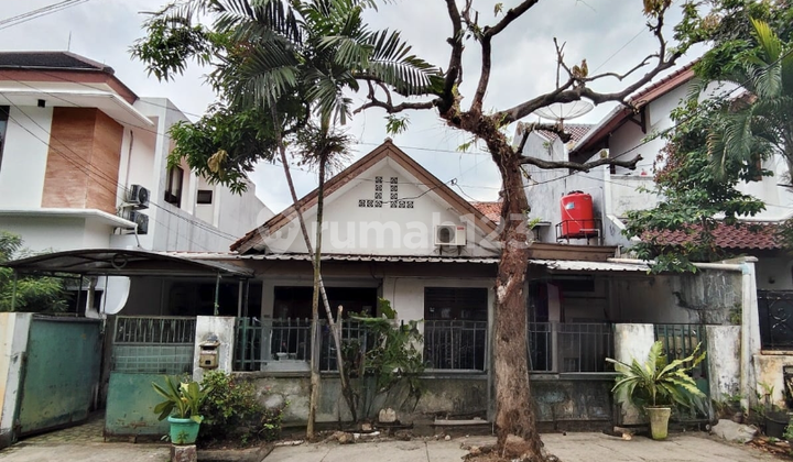 House in Kebayoran Baru Blok M Area, South Jakarta House in Kebayoran Baru Blok M Area, South Jakarta