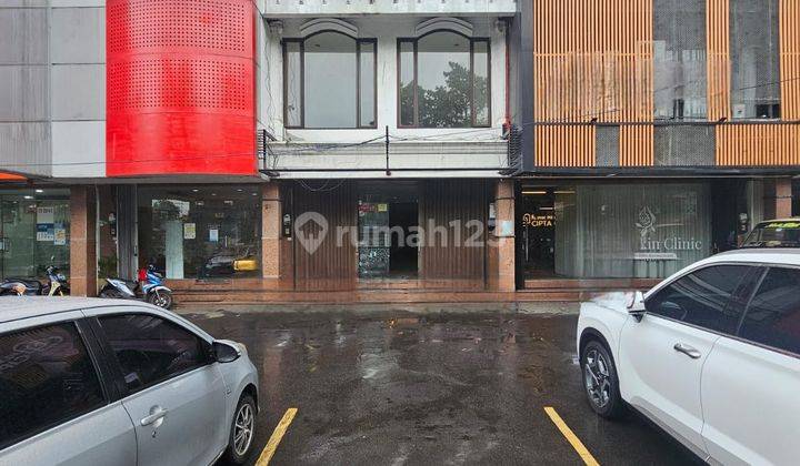 Ruko di Kemang Raya, Jakarta Selatan Jarang Ada Bebas Banjir 1