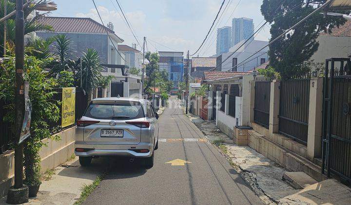 Rumah Dekat Panglima Polim Raya, Jakarta Selatan 2