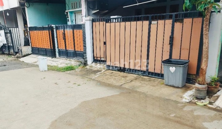 For Sale Villa Mutiara Gading 2 House Karang Satria Bekasi