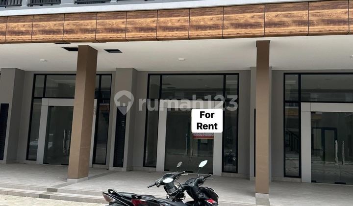 Sewa Ruko 1 Lantai Crystal Boulevard Summarecon Bekasi Sewa Ruko 1 Lantai Crystal Boulevard Summarecon Bekasi