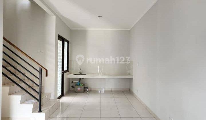 Selangkah Ke Kolam Unit Langkah Rumah Burgundy Summarecon Bekasi 1