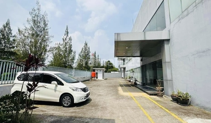 Warehouse for Sale Delta Silicon Cikarang Land Area 3,220 M2