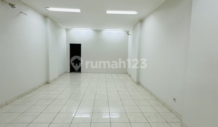 Ruko Emerald Commercial Summarecon Bekasi Siap Pakai  2
