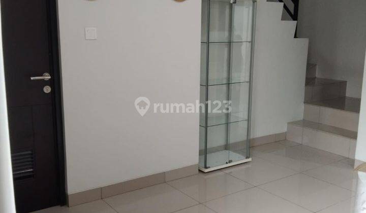 Disewakan Rumah Magenta Summarecon Bekasi Furnish 2 Kamar  2