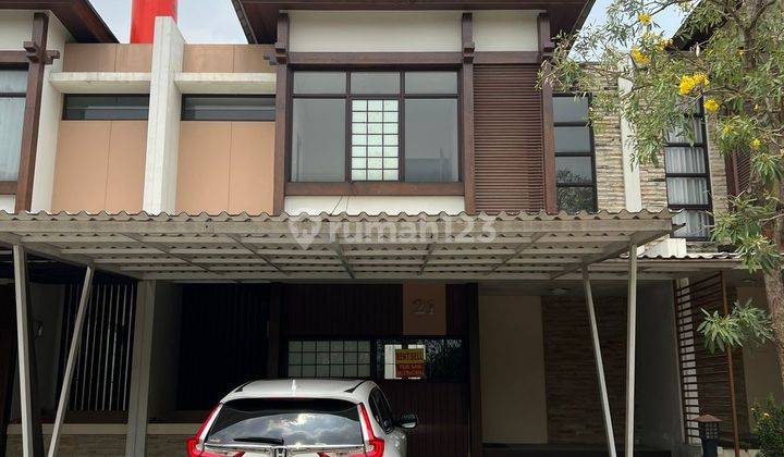 Rumah Nyaman Siap Huni di Woodland The Patio, Lippo Cikarang, Bekasi 1