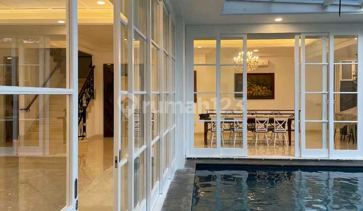 Kemang, Jakarta Selatan Rumah Bagus Furnished SHM