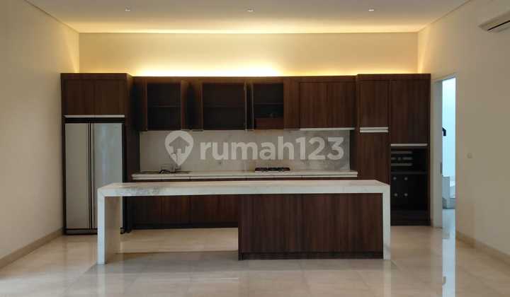 Nice House Cipete South Jakarta For Rent 2