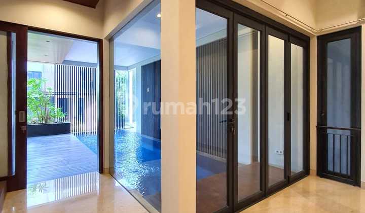 Rumah 3 Lantai Siap Huni di Cilandak Jakarta Selatan 2