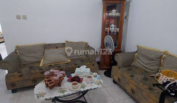 Rumah 2 Lantai Nyaman Semi Furnished Kalisari Jakarta Timur 2