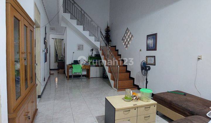 Rumah 2 Lantai Nyaman Semi Furnished Kalisari Jakarta Timur 2