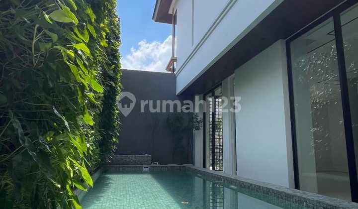 Rumah Mewah Semi Furnished di Pondok Indah, Jakarta Selatan 2
