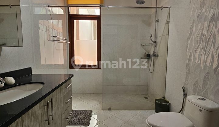 Rumah Bagus Furnished Di Pejaten Jakarta Selatan 2