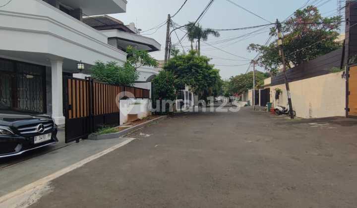 Rumah Nyaman Murah Cipete Jakarta Selatan 2 Lantai