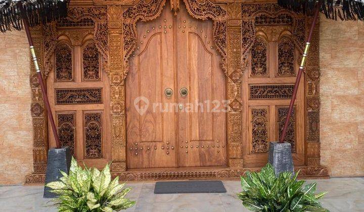 Hunian Mewah 2 lantai Bergaya Heritage di Tanjung Barat ada Private Pool & Whirlpool 2