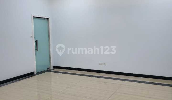 Luxury 3.5 Floors Rooftop House in Taman Surya Semi Furnished 2