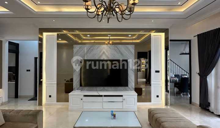 Properti 2 Lantai Kebayoran Baru Private Pool Dekat Senopati 