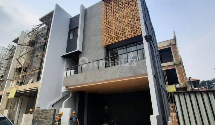 Townhouse Permata Hijau 3lantai Premium Spec Arsitek Jepang 2