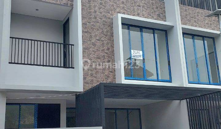 Rumah 3Lantai Dekat Cbd Puri di Anwa Residence Luas 8x14 2