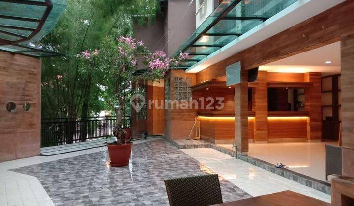 Gedung Mewah 3 Lantai di Prapanca Jaksel Spec Mahal 1