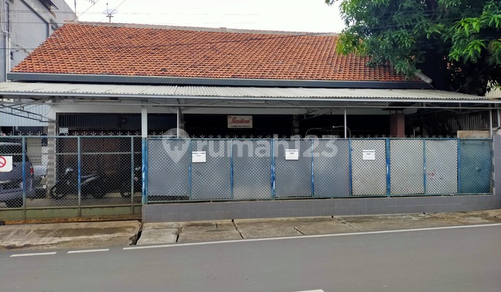 Strategis Senen Jakarta Pusat – di Bawah NJOP! Cocok Untuk Kantor/Kost/Tempat Tinggal/Usaha