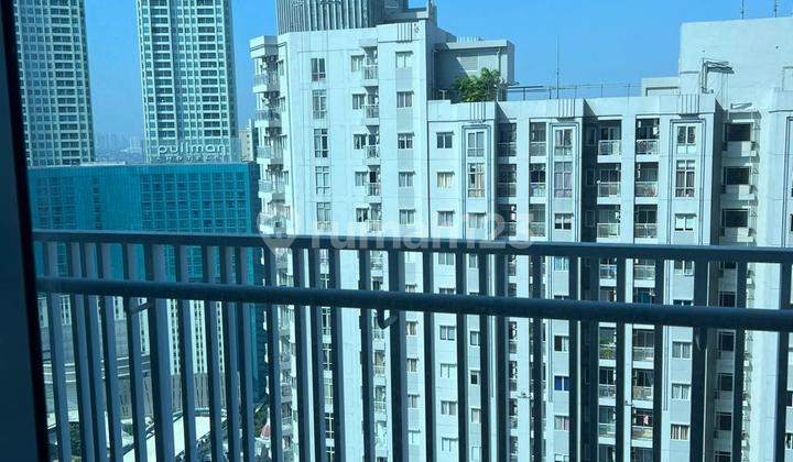 Neo Soho 106m² – Spacious City Living with Stunning Mall View 2