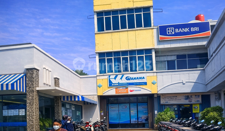 Ruko 3,5 Lantai Srategis Srengseng - Parkir 20 Meter, Bebas Banjir, SHM