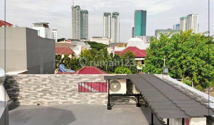 Brand New House Puri 5 Kamar Tidur Kencana Semi Furnished  2