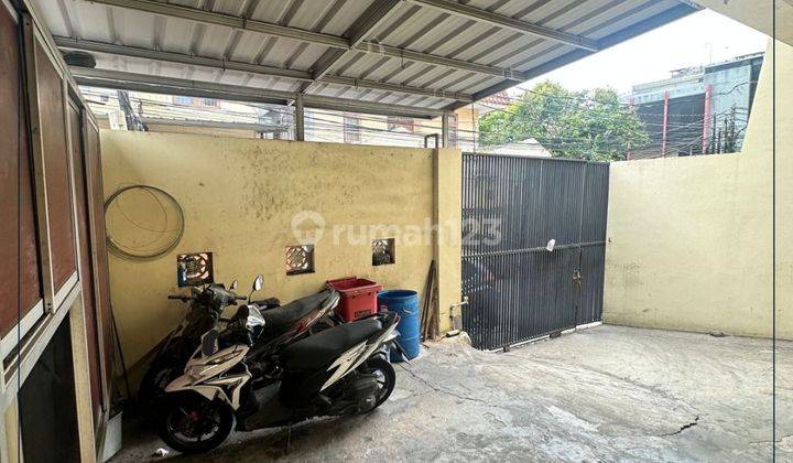 Rumah Kost Lokasi Strategis Tomang Jakarta Barat 2