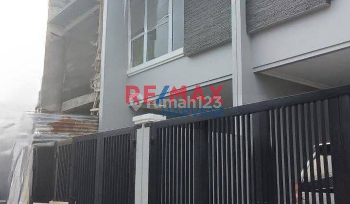 DIJUAL RUMAH BARU BAGUS & MURAH. Duri Kepa, Jakarta Barat. Lokasi Strategis & Siap Huni Rumah Unfurnished Baru SHM - Sertifikat Hak Milik di Duri Kepa, Jakarta Barat, Duri Kepa 2