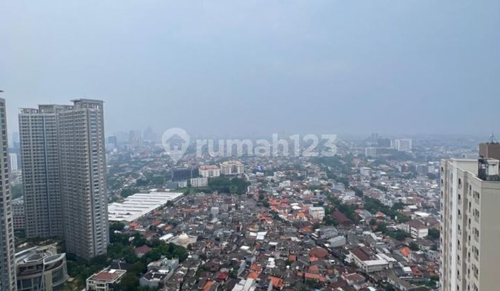 Best Deal! Apartemen Central Park Furnish Cantik Siap Huni 2