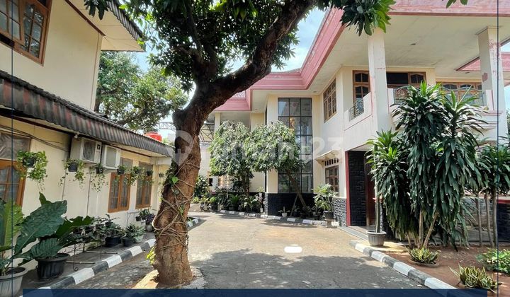 Ada 2 Rumah Satu Halaman. Murah & Bagus Kav Hankam Joglo Sgt Luas Ada 2 Rumah Satu Halaman. Murah & Bagus Kav Hankam Joglo Sgt Luas