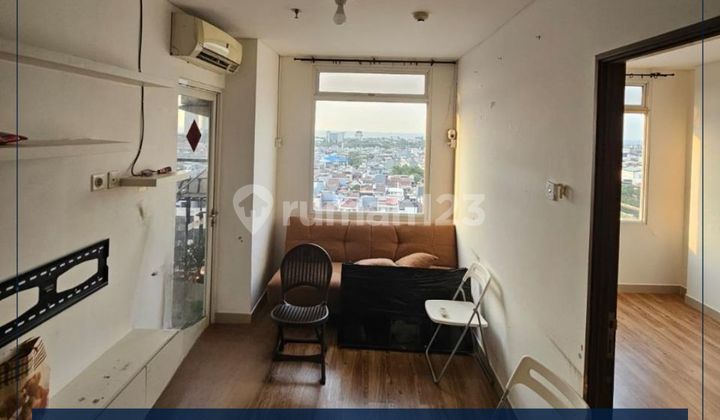 Affordable Sale: 3BR Sunter Icon Apartment. Includes AC & Kitchen Set.