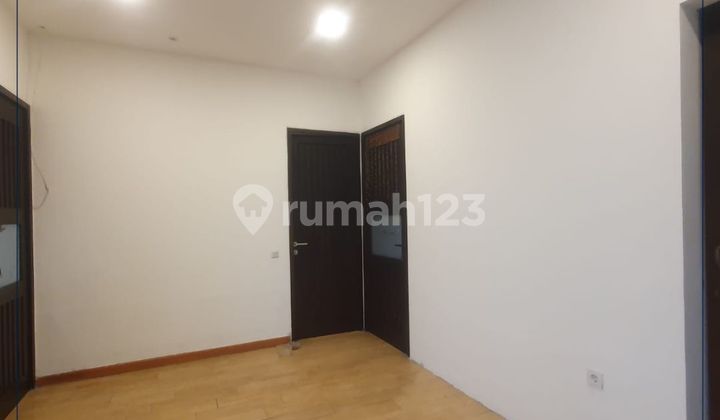 Dijual Cepat - Rumah Tinggal Siap Huni Sangat Strategis & Bisa Kpr Di Jakarta Barar 2