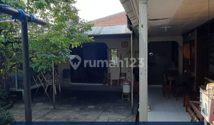 Dijual Cepat - Rumah Hitung Tanah Sangat Strategis Row Jalan 2 Mobil & Bisa KPR Di Kemanggisan, Jakarta Barat