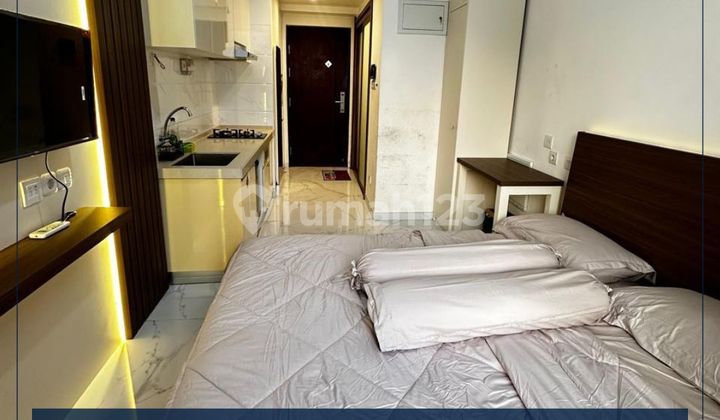 Dijual Murah Turun Harga - Apartemen Studio Bagus Full Furnished Lantai Tinggi View Pool & City Di Apartemen Skyhouse Bsd, Tangerang