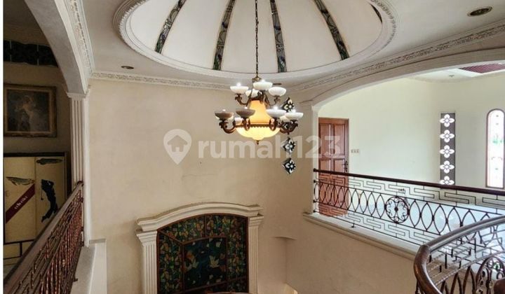 Dijual Cepat Rumah Mewah Siap Huni Lokasi Strategis di Taman Ratu, Jakarta Barat