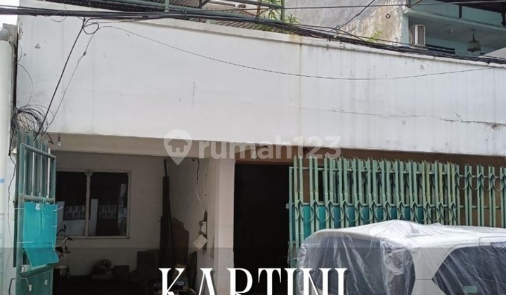 Dijual Murah - Rumah Tinggal Dalam Komplek Siap Huni Full Furnished & bisa KPR di Jakarta Pusat