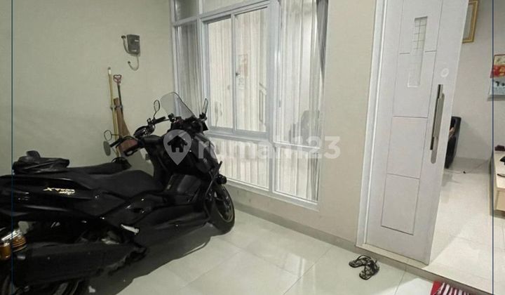 Dijual Cepat Rumah Full Furnished Siap Huni Murah Lokasi Sangat Strategis Di Cibubur, Bekasi 2