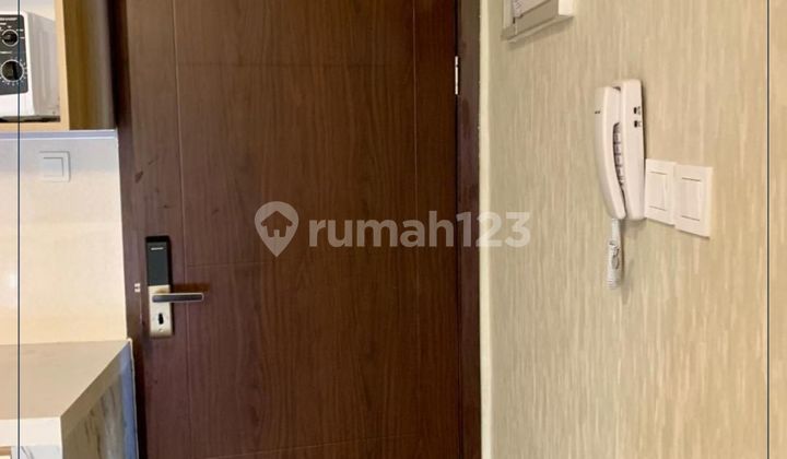 Dijual Murah - Apartemen Studio Full Furnished Lantai Tinggi View City Sangat Strategis Di Jakarta Barat 2