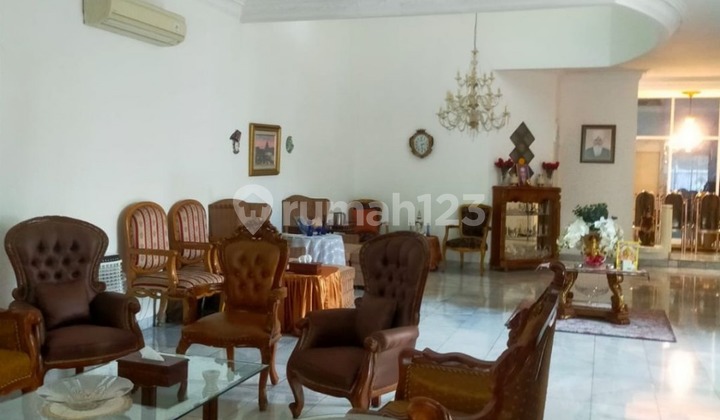 Dijual Cepat Rumah Mewah Posisi Hoek Bebas Banjir di Sunter, Jakarta Utara 2