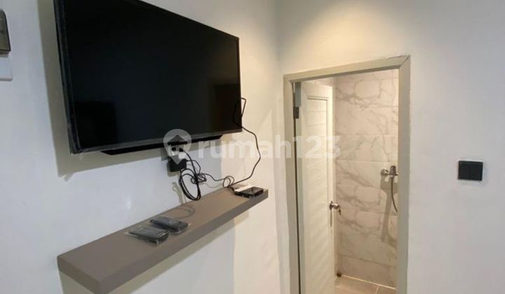 House for Sale – Good & Luxury Boarding House, Strategic Location in Palmerah, West Jakarta 2