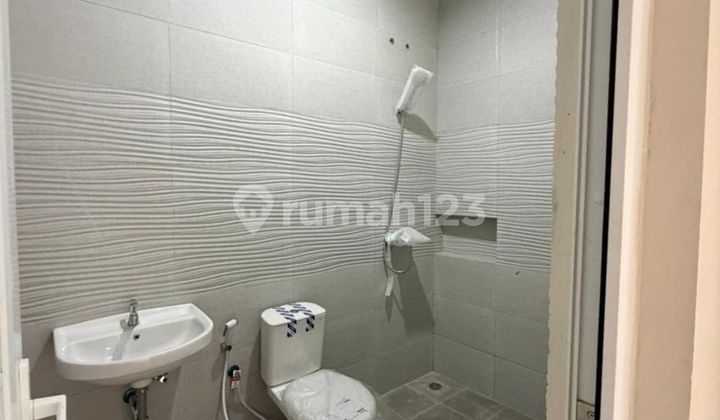 Dijual Cepat Rumah Baru Lokasi Sangat Strategis di Duri Kepa, Jakarta Barat 2