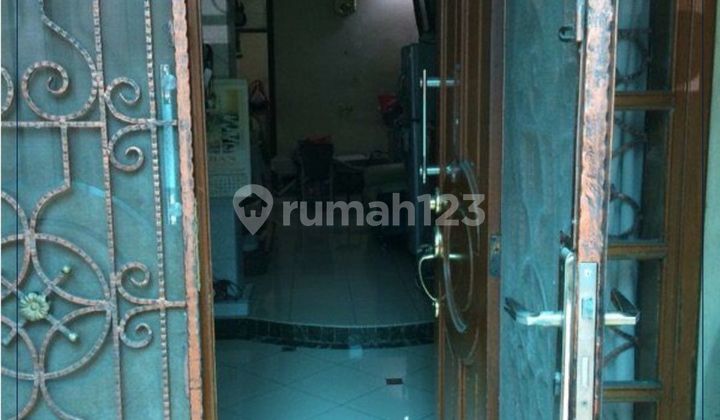Dijual Murah - Rumah Tinggal Harga Dibawah Njop Lokasi Strategis Row Jalan 2 Mobil & Bisa Kpr Di Kelapa Gading, Jakarta Utara